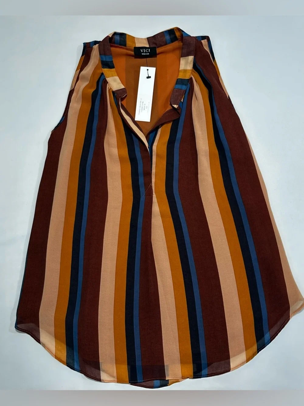 VICI Striped Franciscan Damsel Sleeveless Blouse. Split Neckline Size: Medium